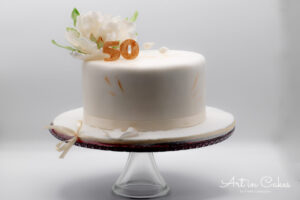 white velvet with red fruit vanilla cream