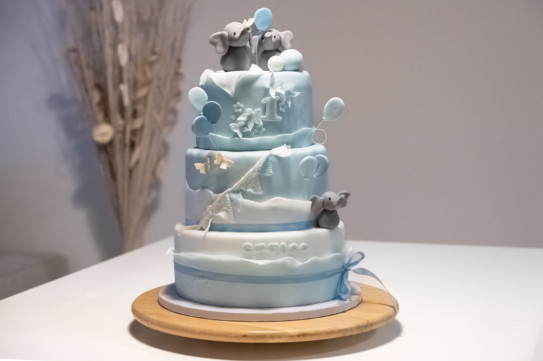 White velvet con lamponi freschi